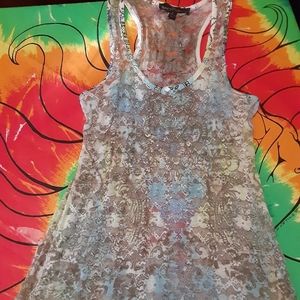 See through thank top made of lace